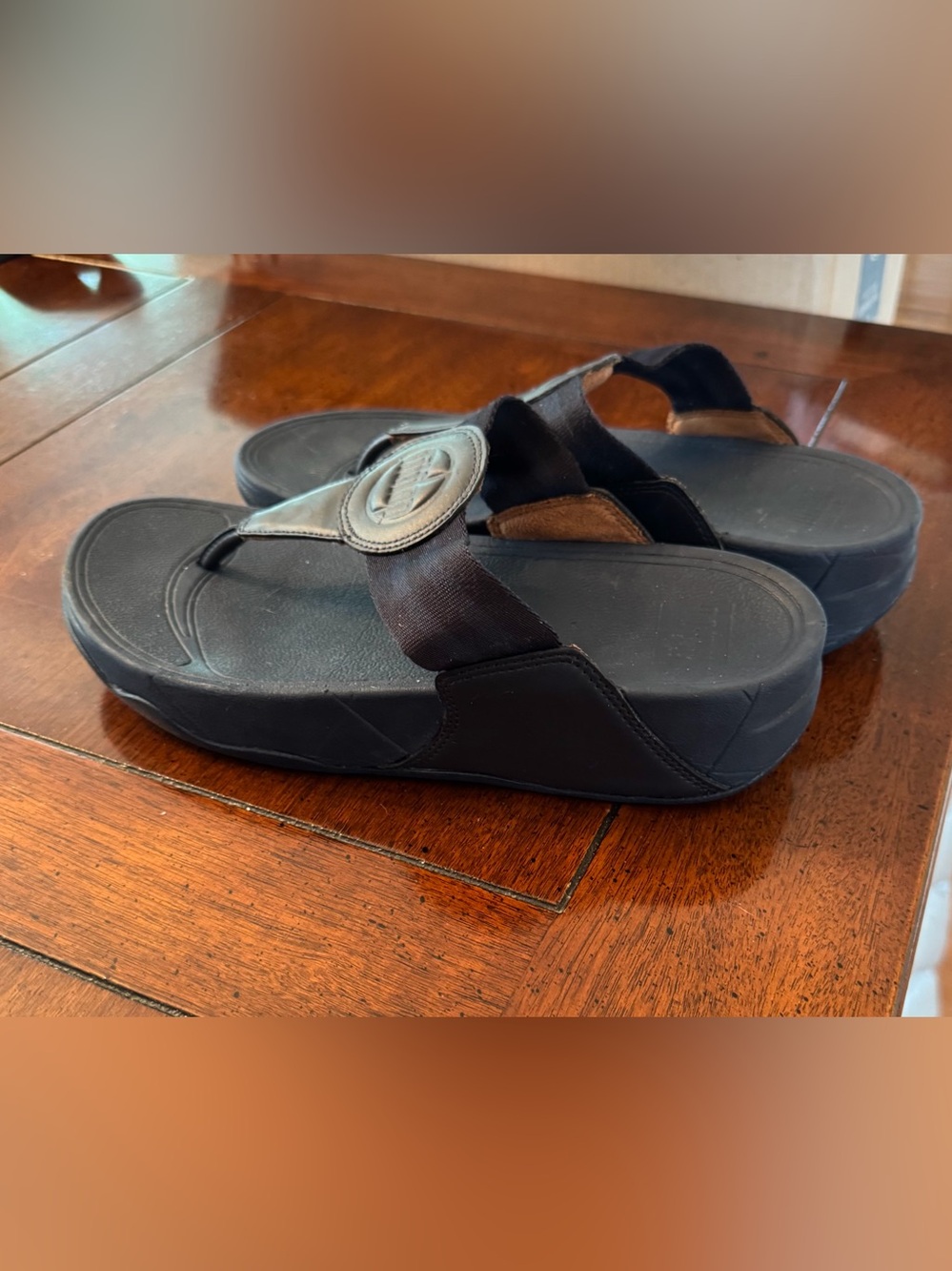 FitFlops Women's Black Platform Thong Sandals